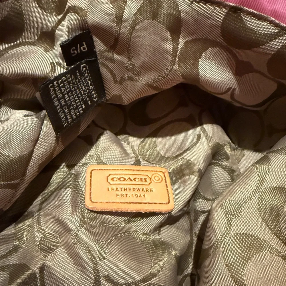 Pink Coach Bucket Hat with Green Accents - Picture 5 of 5